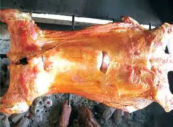 新疆小吃烤全羊,图二