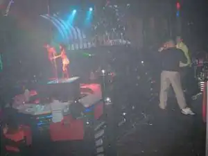 阿玛尼狂热派对