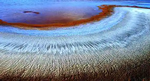 吃葡萄走火焰山体验吐鲁番骄阳下的热情