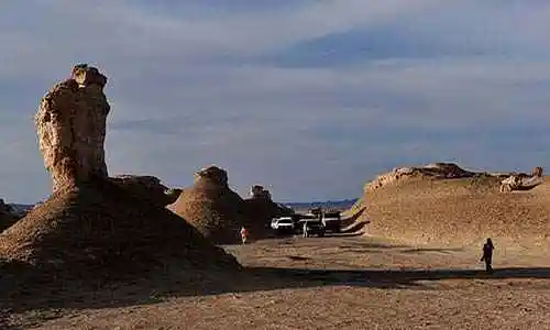 罗布泊穿越经过人间炼狱发现世外桃源