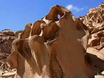 千奇百怪之哈密怪石山,图三