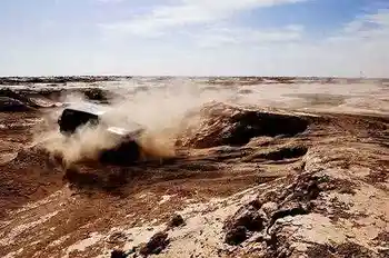 罗布泊穿越经过人间炼狱发现世外桃源,图六