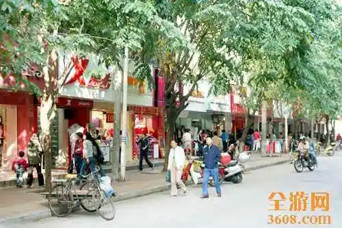 三亚购物一条街