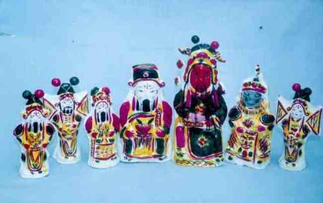 枣庄特产:小郭泥塑