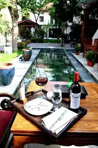 小逛文艺弄堂田子坊嗅留存的迷人味道