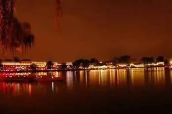 最爱黄昏后夜北京玩出“潮流文艺范儿”,图一