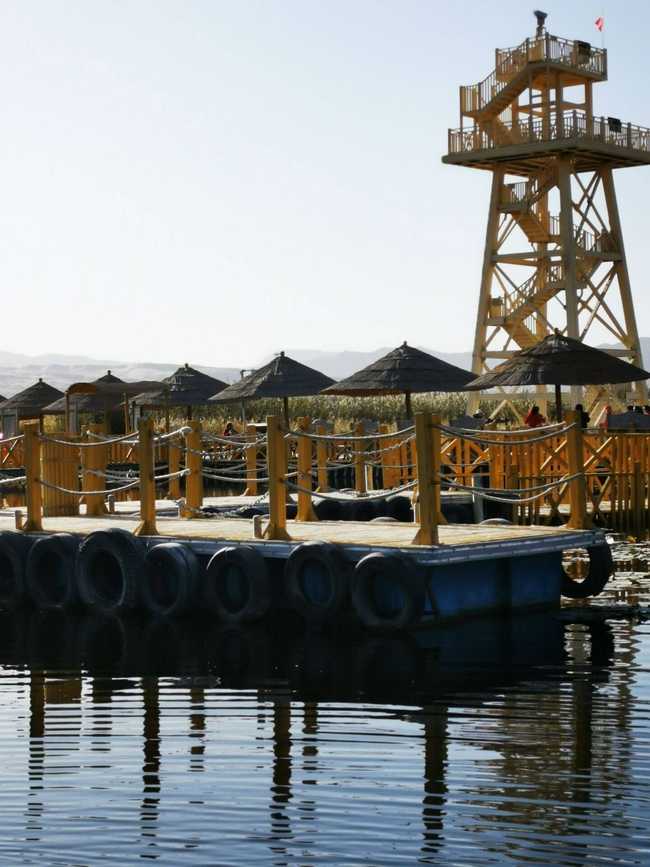 深秋看胡杨慢游库尔勒火车两日三天之莲花湖