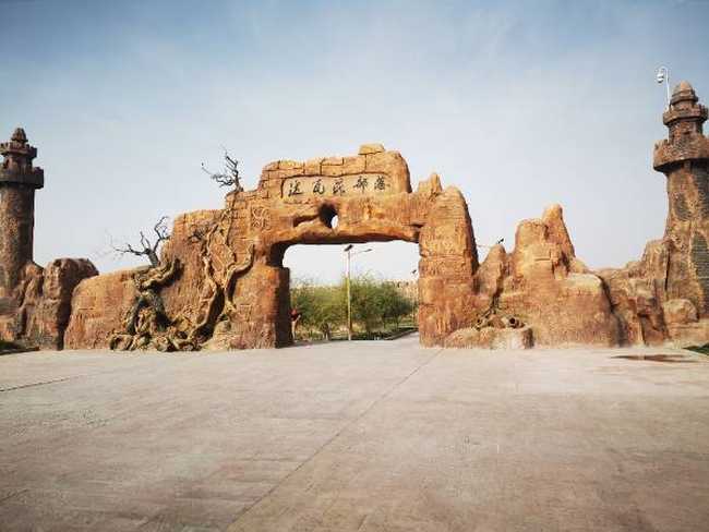 岳普湖县达瓦昆沙漠景区