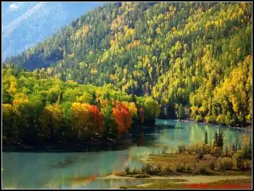 目迷五色醉看仙境——月亮湾与卧龙湾