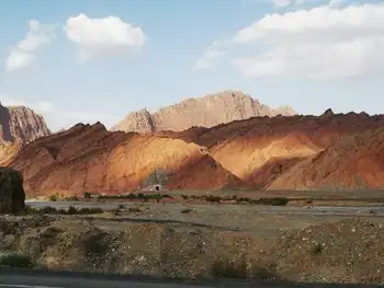 天山神秘大峡谷