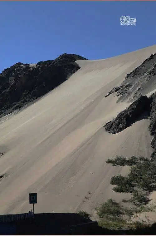 天山之沙从天上来