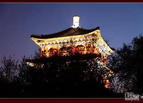 乌鲁木齐城的镇山之鼎