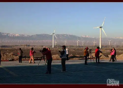 天山之沙从天上来