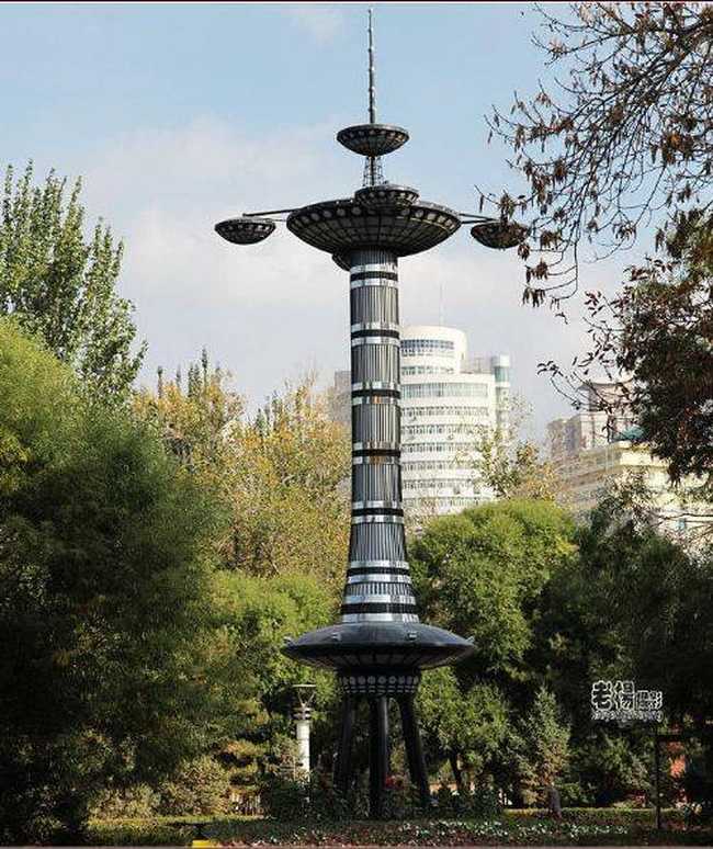 乌鲁木齐城的镇山之鼎,图九