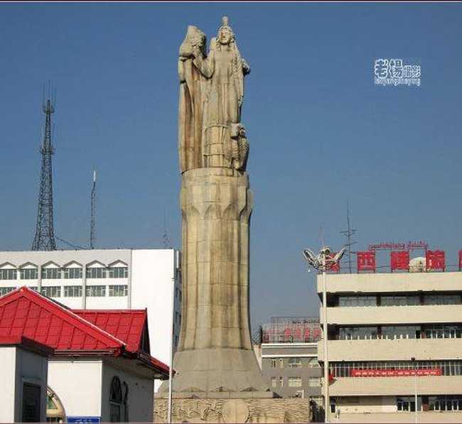 乌鲁木齐城的镇山之鼎,图四