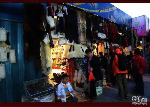 新疆·匆匆眺望梨城库尔勒