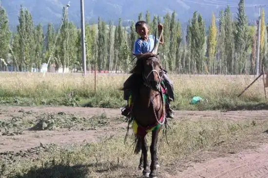 快乐自驾游续四（巴音布鲁克草原-伊犁河-伊宁）