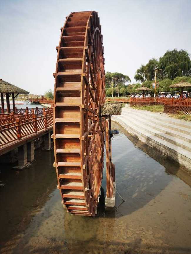 岳普湖县达瓦昆沙漠景区