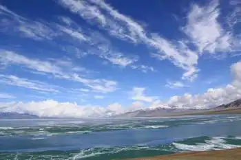 赛里木湖风光,图三