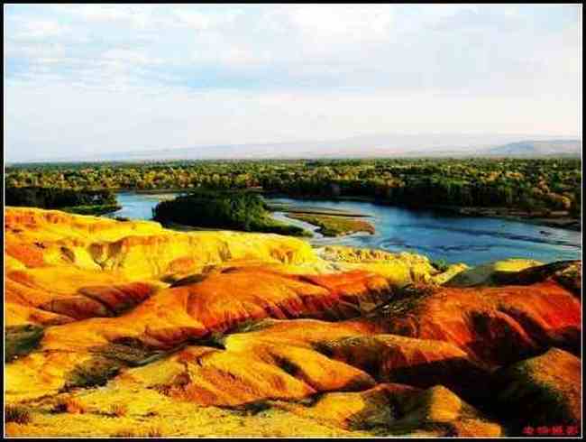 狂风劲刮斑斓河滩五彩滩,图三