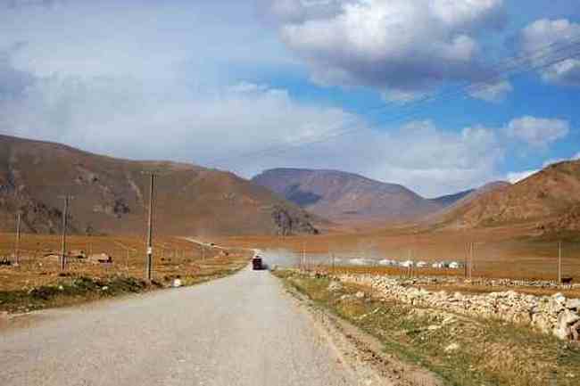 把我们逼上冰达坂,图九