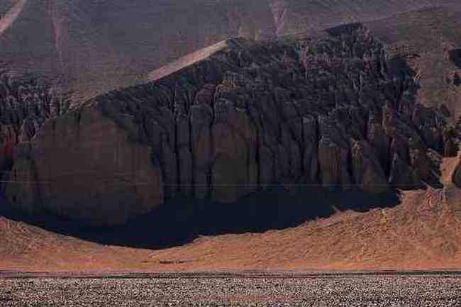 我們站在火焰山前,圖三