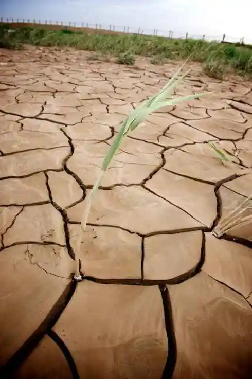 消失的中国最低地－艾丁湖