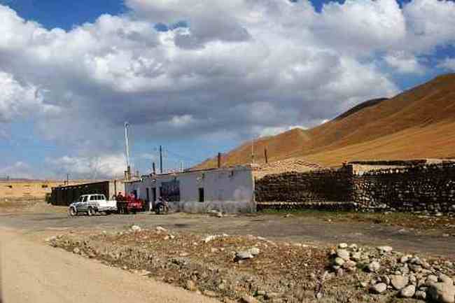 把我们逼上冰达坂,图六