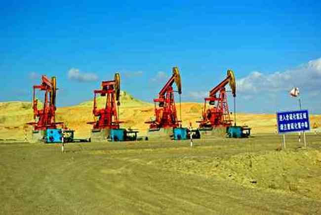 魔鬼城,磕头机和石河子,图四