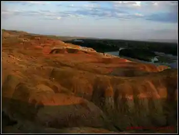 狂风劲刮斑斓河滩五彩滩,图五