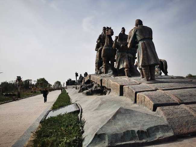 岳普湖县达瓦昆沙漠景区