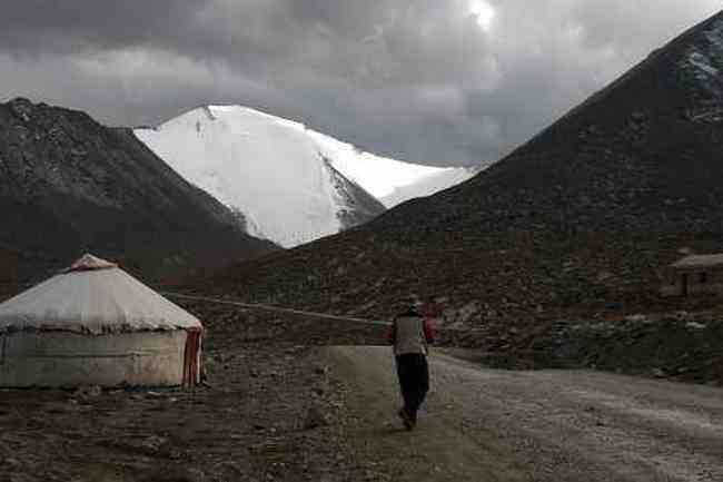 把我们逼上冰达坂,图二十四