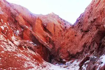 新疆旅游非常奇特的努尔加峡谷,图五