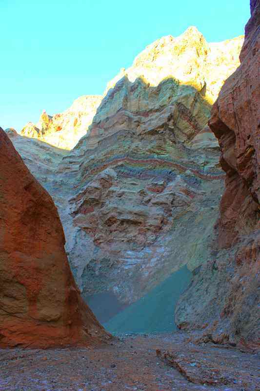 新疆旅游非常奇特的努尔加峡谷,图六