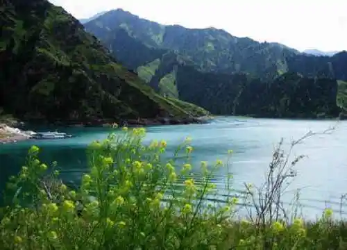 璀璨的“天山明珠”