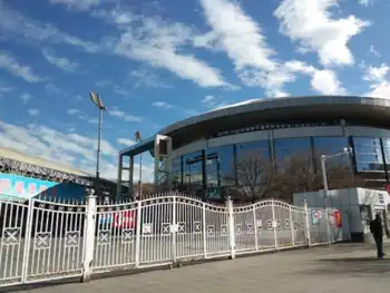 闲暇午游乌鲁木齐市红山公园