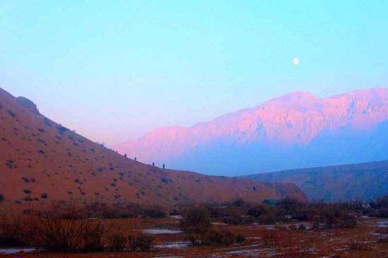 新疆旅游非常奇特的努尔加峡谷,图三