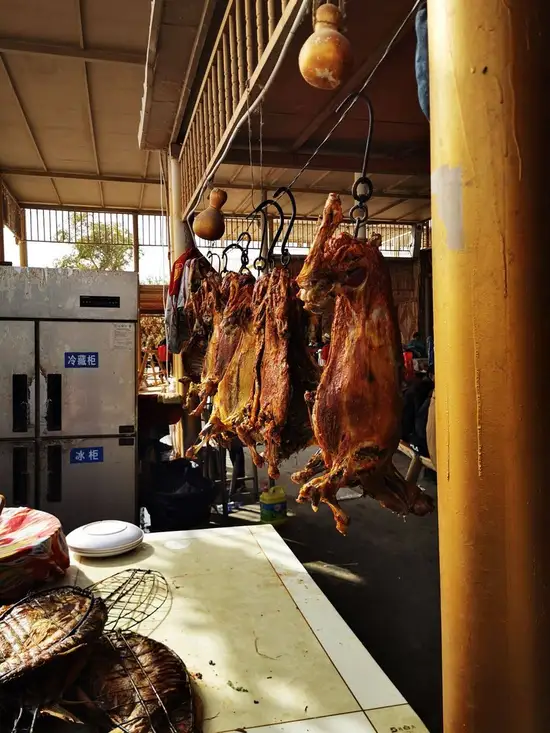 深秋看胡杨慢游库尔勒火车两日三天之罗布人村寨