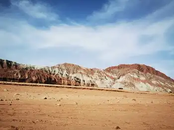 天山托木尔大峡谷