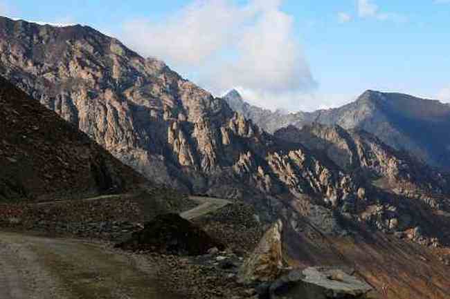 把我们逼上冰达坂,图二十三