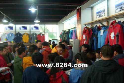 哥仑步(Kolumb)08秋冬新品订货会日前完满落幕,图五