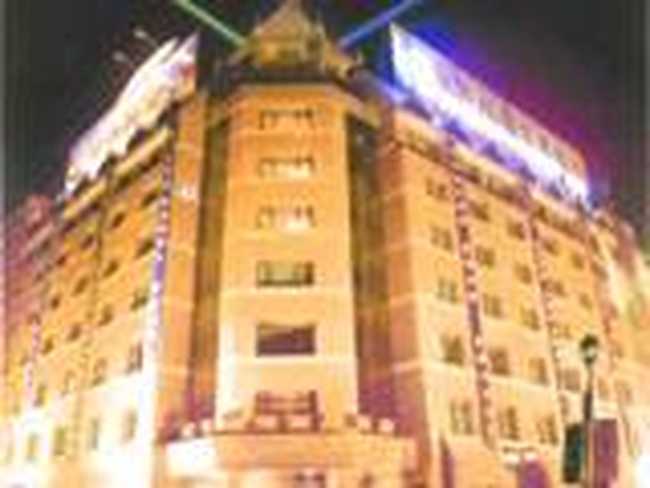 哈特商务酒店,图一