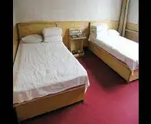 扎兰屯市乐中天酒店