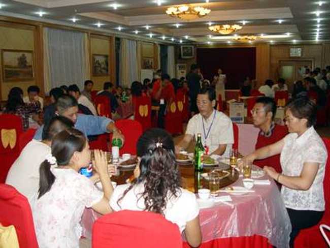 华蒙大酒店,图二