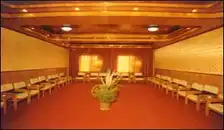 沃隆加商务酒店