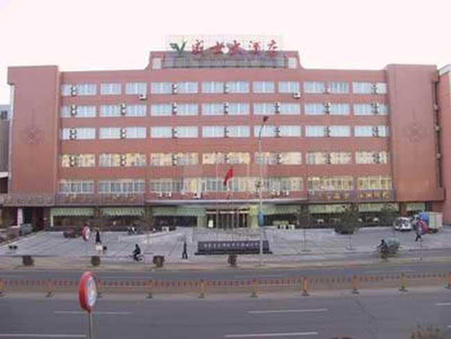 威士大酒店,圖一