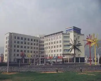 宏源大酒店,图一