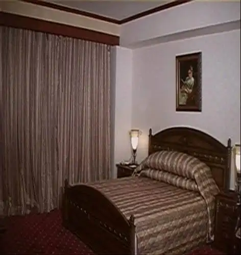 华富宫大饭店,图一