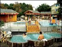 温汤山水疗养院,图二