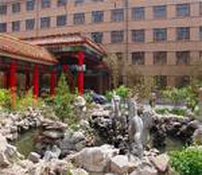 山东省民营企业家会馆（微山湖大饭店）,图一